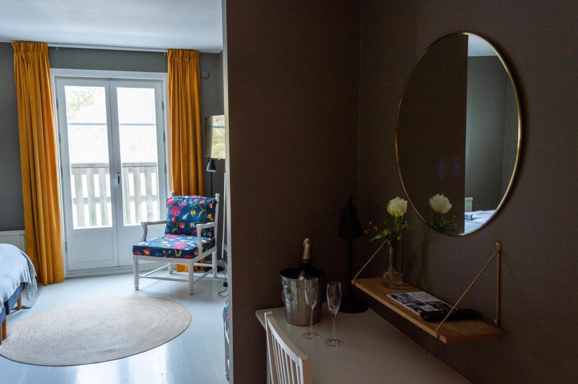 Hotel Skeviks Gard à Gustavsberg Extérieur photo