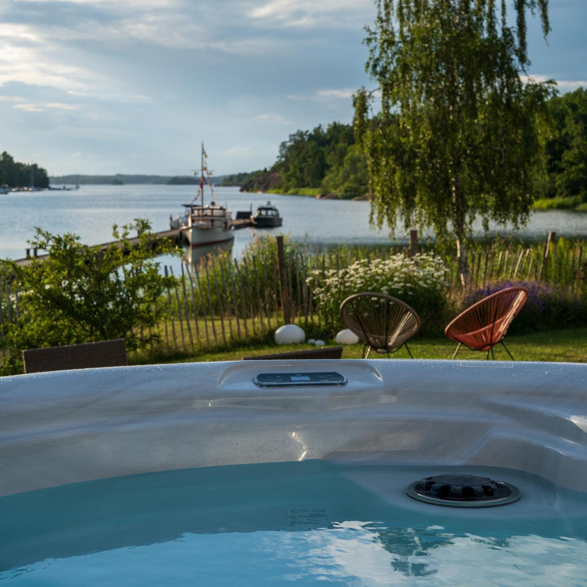 Hotel Skeviks Gard à Gustavsberg Extérieur photo